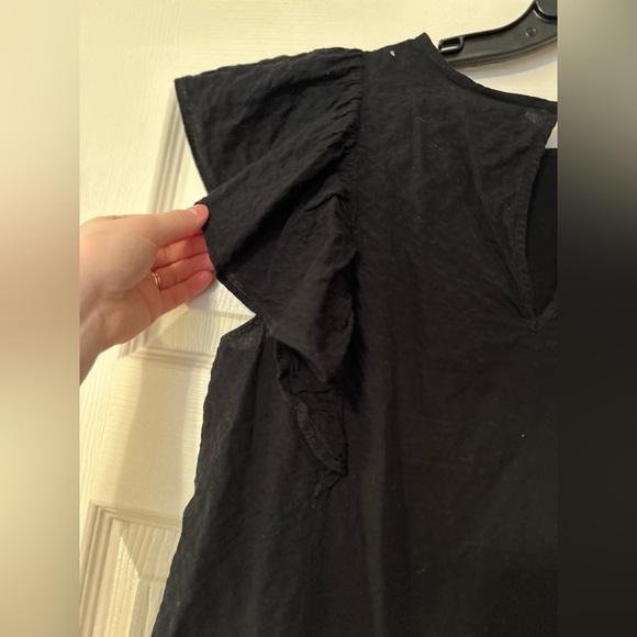 A New Day Flutter Sleeve Black Linen Top - Picture 7 of 7